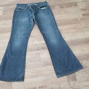 American Eagle women's flare jeans